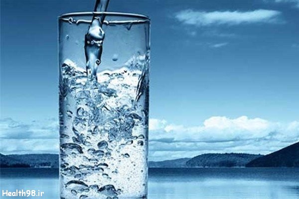 ادعای محققان اسپانیایی، آب بنوشید تا چاق نشوید